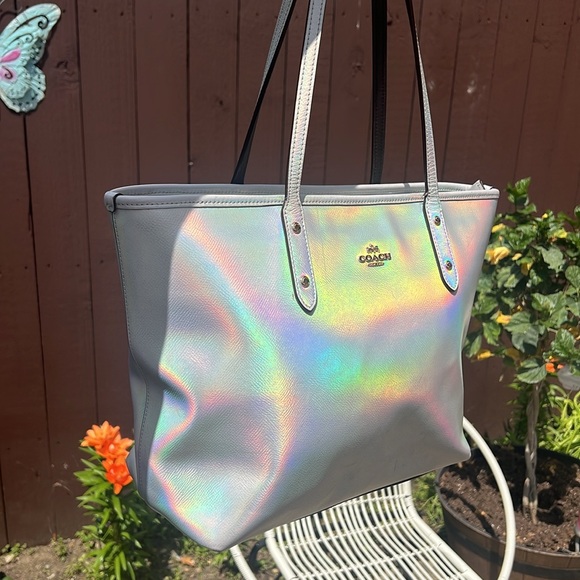 COACH Limited Edition Holographic Iridescent City Zip Tote RARE FIND 🌈🦄 - Picture 4 of 17